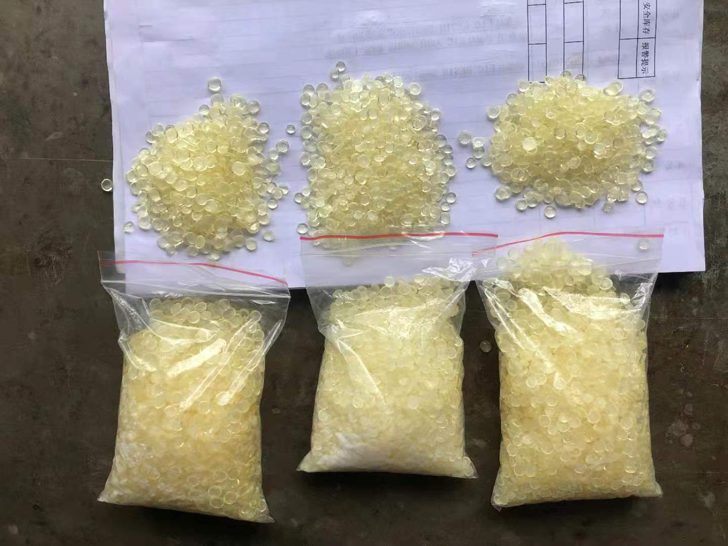 Korkean pehmenemispisteen hartsi termoplastiselle tiemaalille