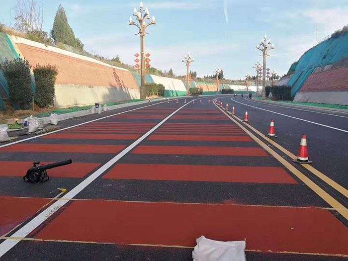 Liiman käyttö hyppyjä estävässä pinnoituksessa